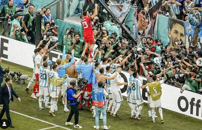 Argentina adota o nós contra o mundo, no melhor estilo de Maradona