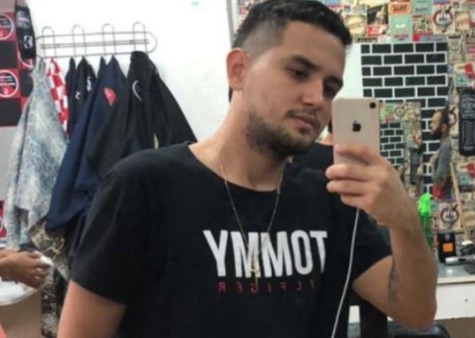 Jovem morto em tiroteio em Manaus tinha ido jogar lixo no momento do ataque