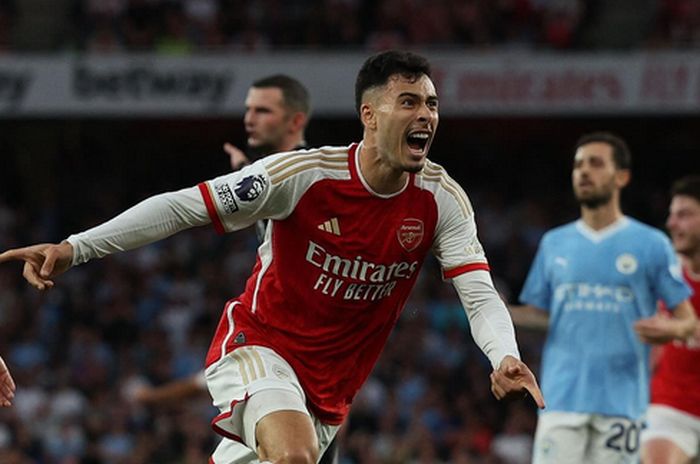 Arsenal bate City no fim com gol de Martinelli e quebra tabu pelo Inglês