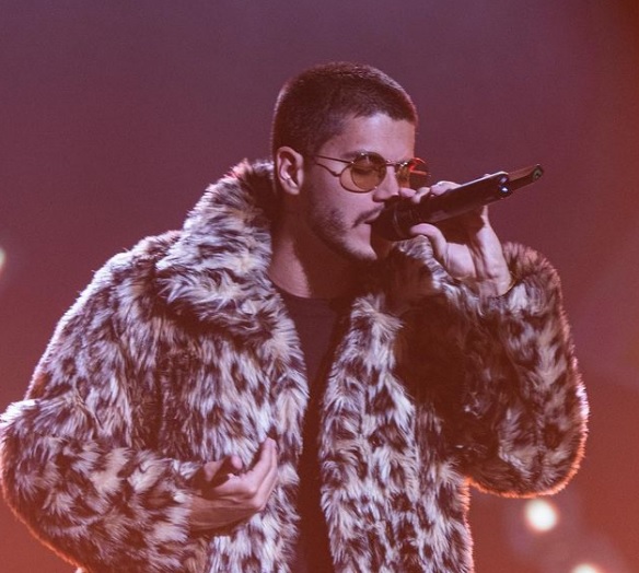 Arthur Aguiar cancela turnê para fazer cirurgia de emergência