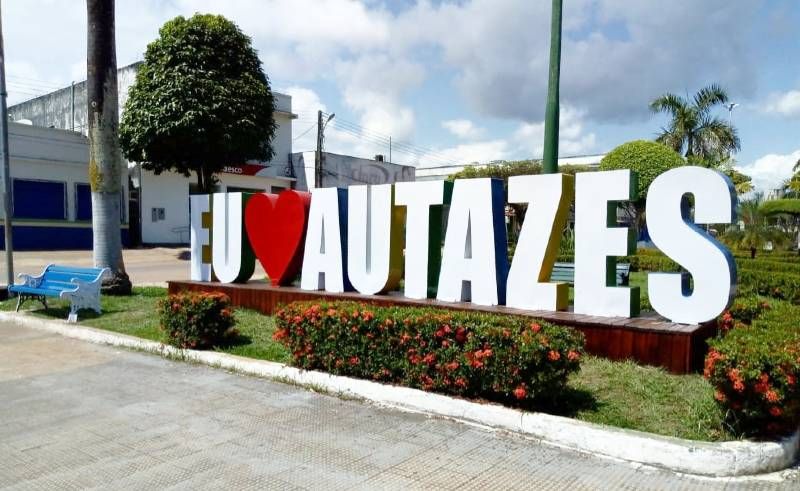 Autazes constrói postos de saúde e reforma centro social