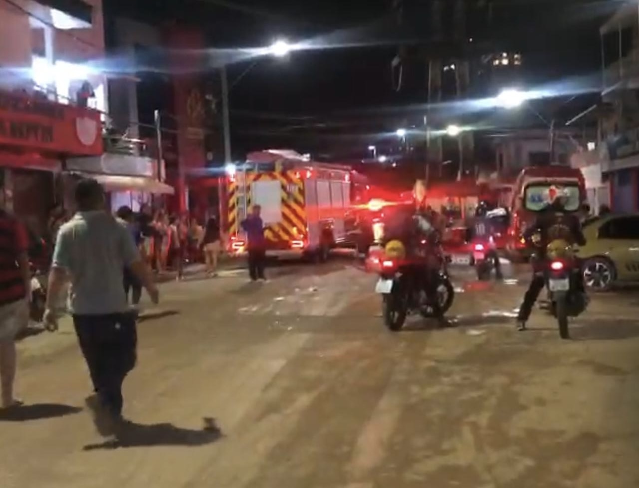 Pai e filho sofrem queimaduras durante churrasco no Lírio do Vale
