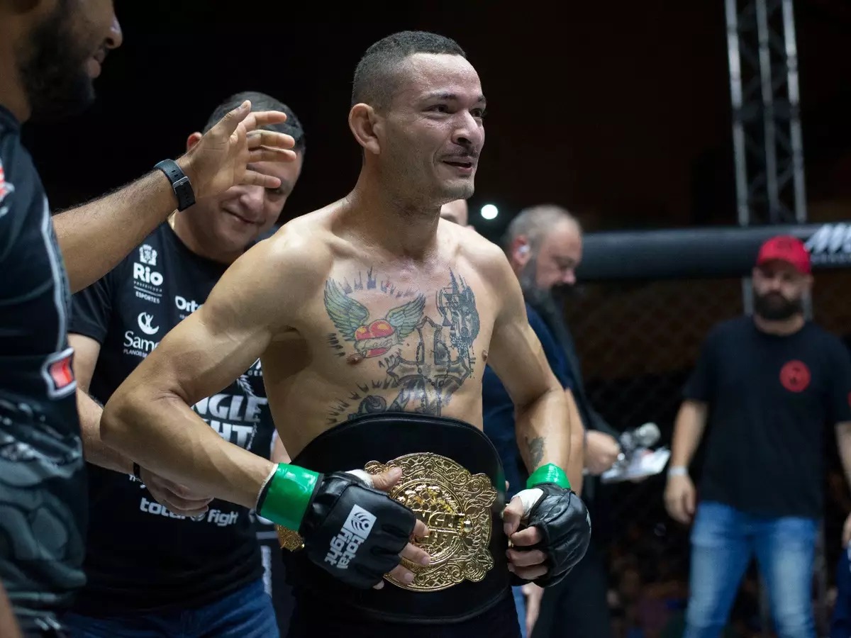 Amazonense Manoel Lorinho enfrenta Wagner Reis no Jungle Fight no sábado