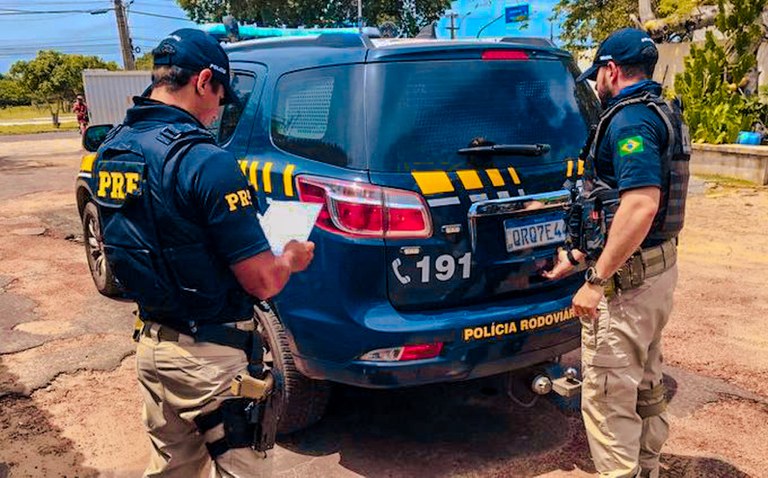 PRF prende foragidos da justiça no Amazonas