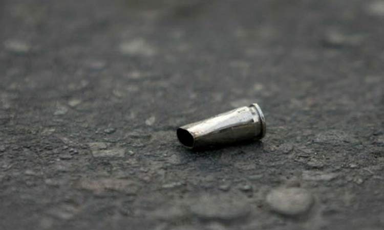 Homem é executado a tiros na frente de vizinhos em Manaus