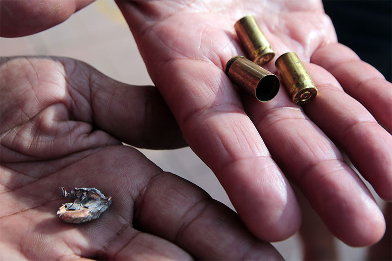 Pistoleiros invadem estabelecimento e atiram em funcionário no Amazonas