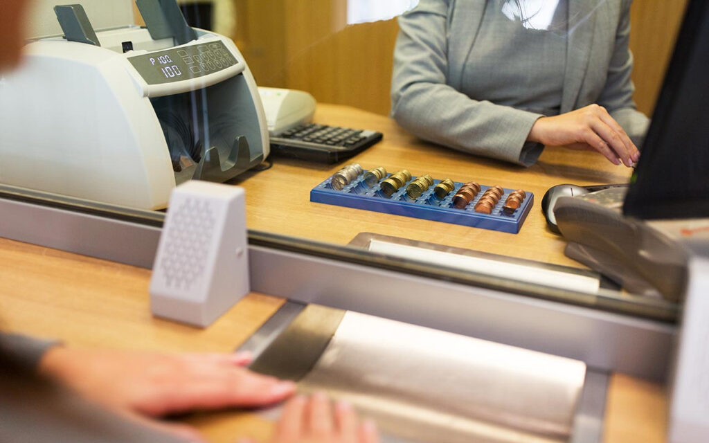 Empregado de instituição de pagamento não pode ser enquadrado como bancário