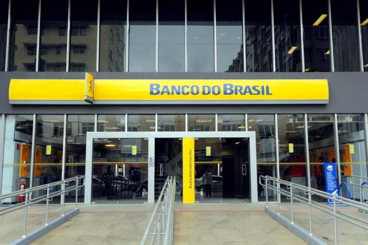 Banco do Brasil abre concurso com salário de R$ 3,6 mil para o  Amazonas