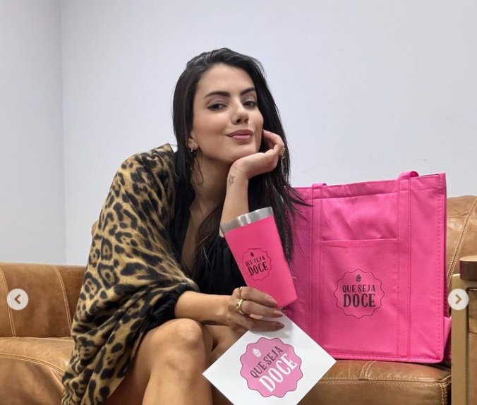 Ex-bbb Fernanda Bande será jurada em nova temporada de reality no GNT