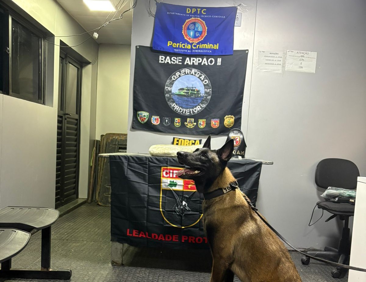 Mulher é presa enquanto transportava cocaína em barco no Amazonas 