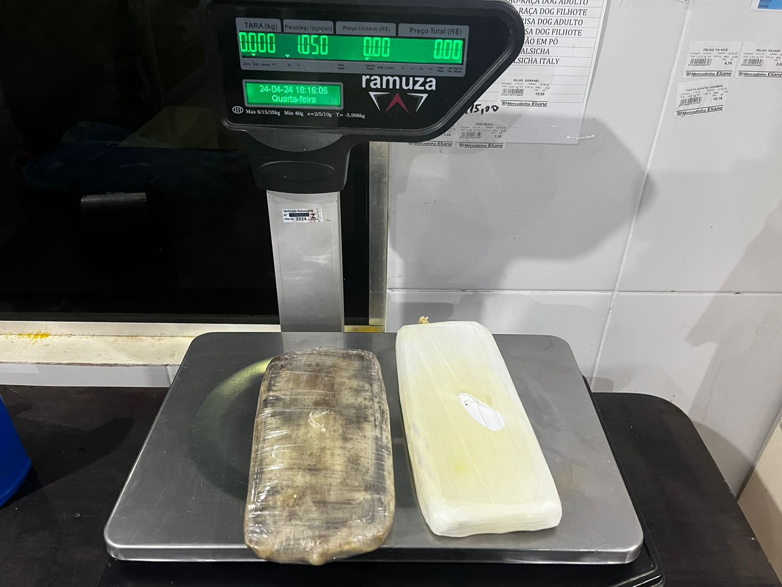 Foragido é preso com mais de R$ 50 mil em cocaína em barco no Manaquiri