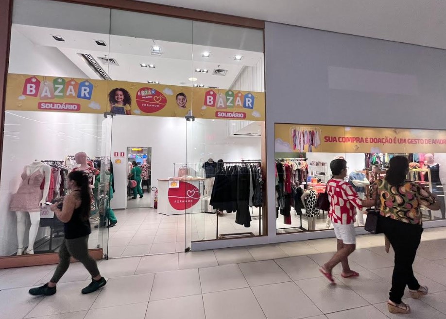 Bazar Solidário vai ajudar crianças do projeto Por Amor em Manaus