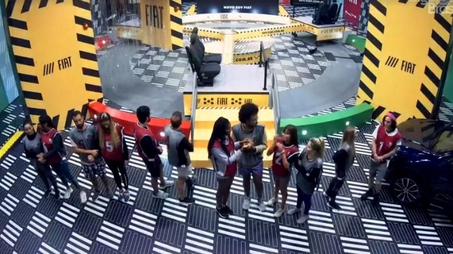 Em duplas, brothers disputam liderança em prova de resistência no BBB21