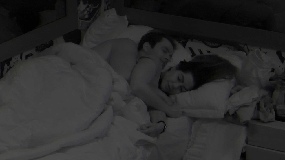 Gustavo cogita dar o anjo para DG e Lina reage: 'só o que faltava'