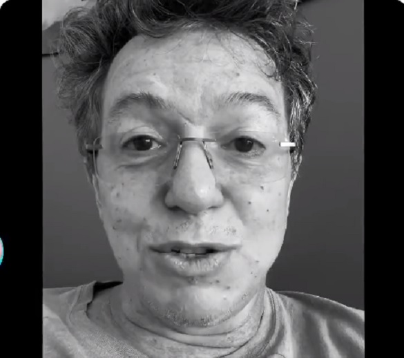 Boninho tenta agitar BBB 22 e dá spoilers de discórdia: 'colocar na testa'