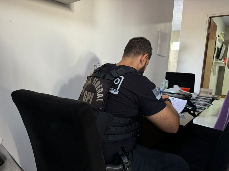 Polícia Federal desarticula esquema de venda de mercúrio no Amazonas