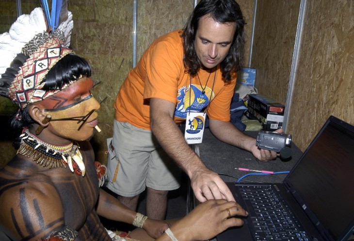 Fabricante de notebook inclui línguas indígenas em sistema Linux