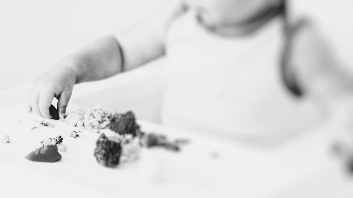 Bebê de 1 ano morre enquanto jantava em casa na AM-070