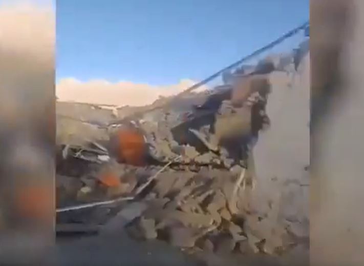 Terremoto mata 95 pessoas e fere 130 entre o Tibete e o Nepal