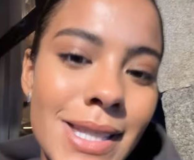 Bella Campos é confundida com atendente em restaurante e aponta racismo