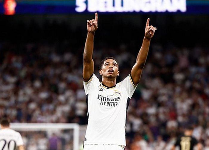 Bellingham marca no fim e salva o Real Madrid contra estreante na Champions