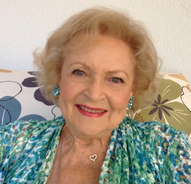 Morre aos 99 anos, atriz e comediante Betty White