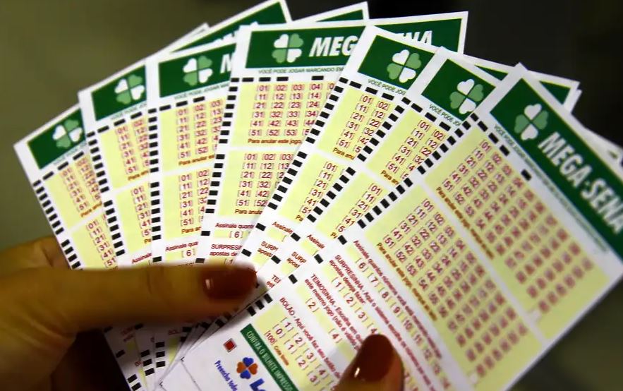 Ninguém acerta números da Mega-Sena 2760 e prêmio acumula