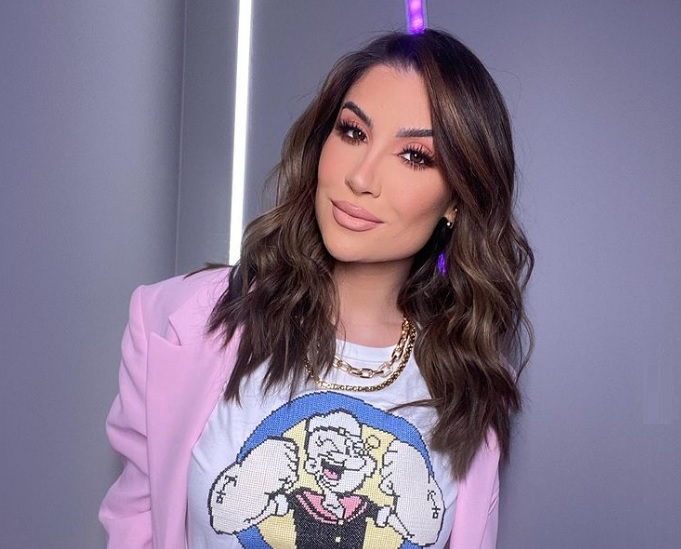 Bianca Andrade adota novo nome no Instagram após confusão em reportagem