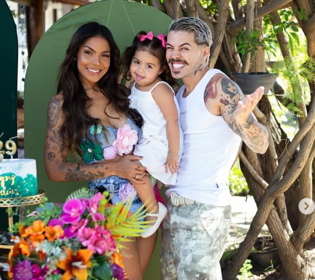 Tays Reis faz alerta após diagnóstico da filha de 2 anos