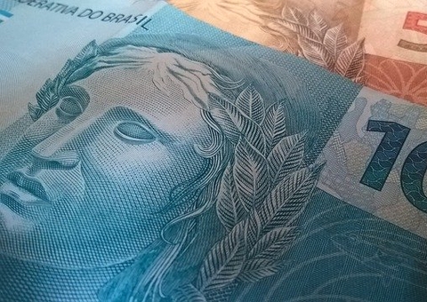 Mulher é presa após decepar a própria mão para ganhar seguro de R$6 milhões