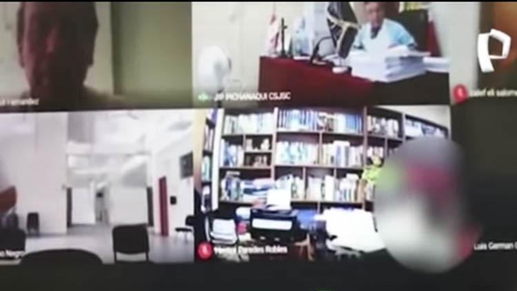 Advogado esquece de desligar a câmera e faz sexo durante audiência virtual