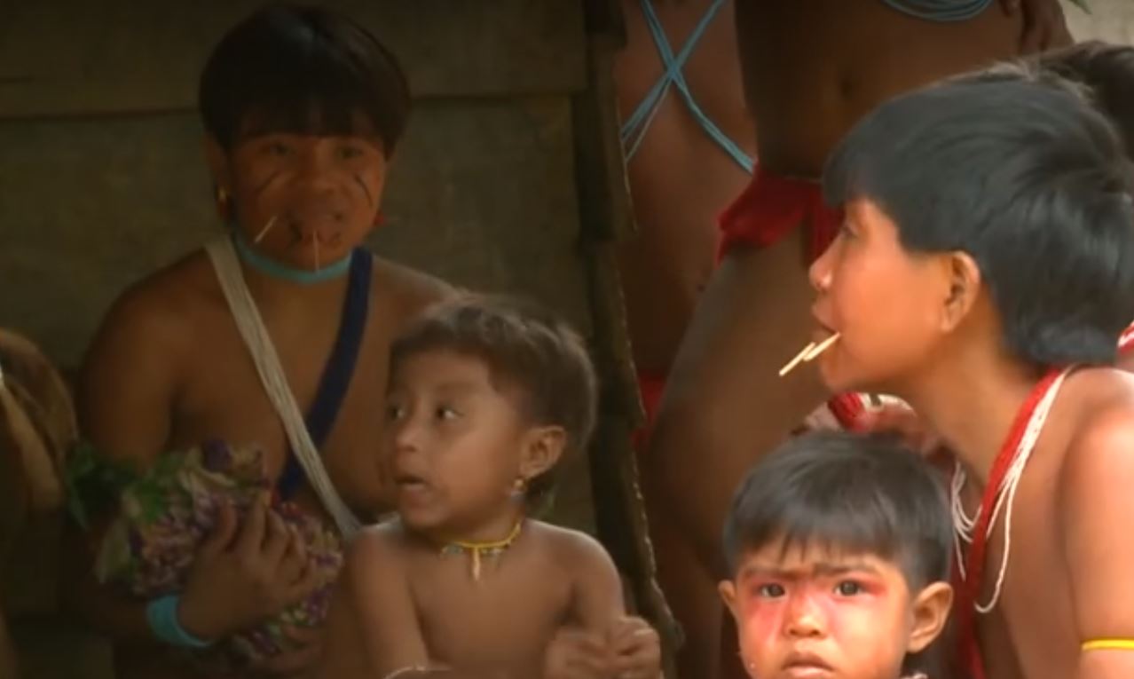 Ministério da Saúde investiga mortes de 9 crianças indígenas por covid-19