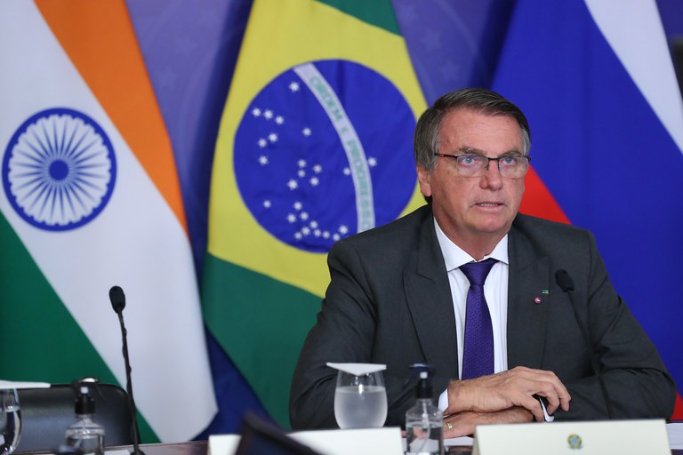 Justiça proíbe Bolsonaro de falar 'lepra' em declarações sobre Hanseníase 