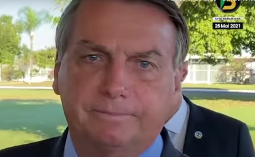 “Quem não tá contente comigo, tem Lula em 2022”, diz Bolsonaro a apoiadores