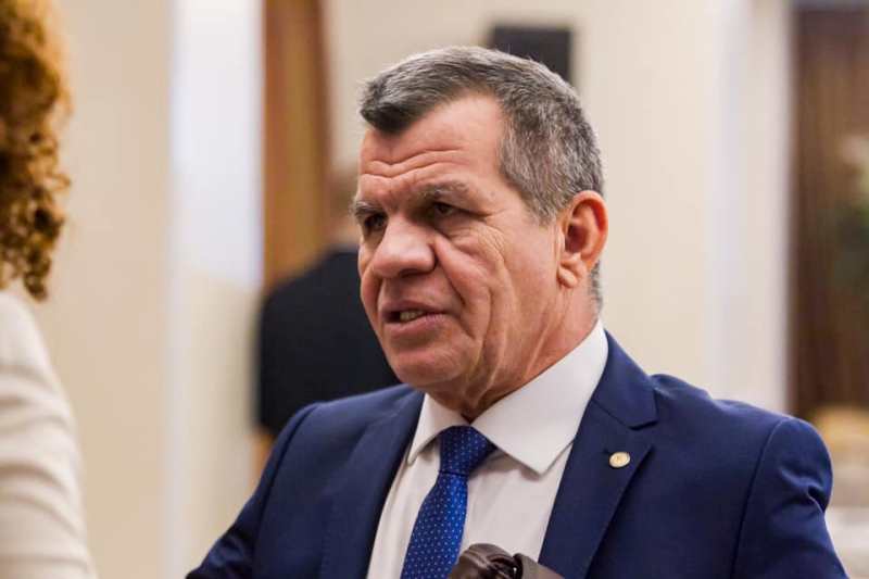 Bosco Saraiva destina R$ 1 milhão para combater hanseníase no Amazonas