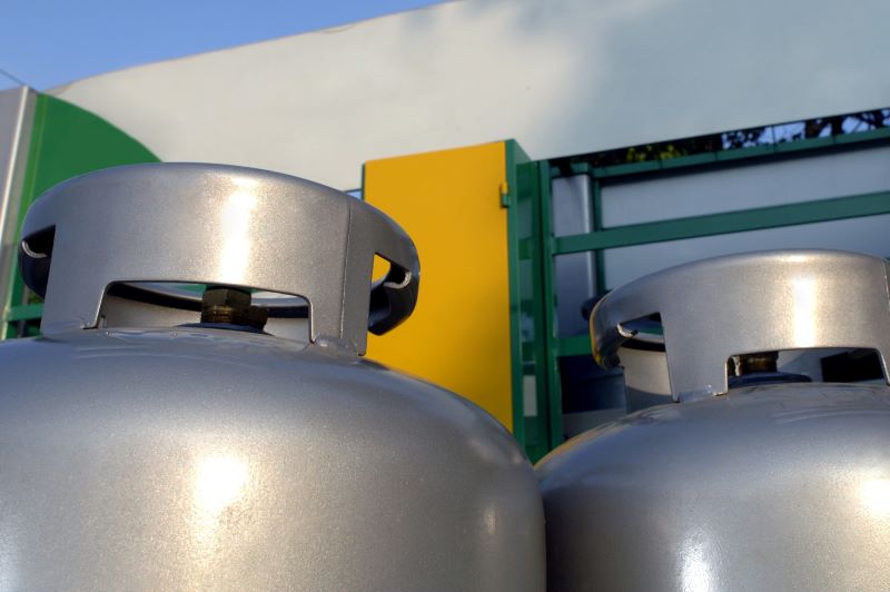 PEC 16 propõe aumento do vale-gás e 'voucher caminhneiro'; Confira