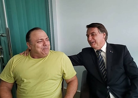Ministro Eduardo Pazuello recebe alta e deixa hospital em Brasília