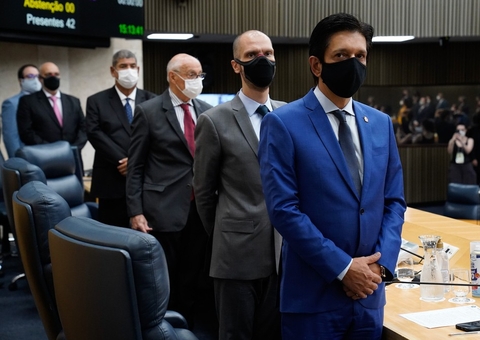 Covas toma posse em São Paulo e idosos até 65 ficam sem transporte gratuito