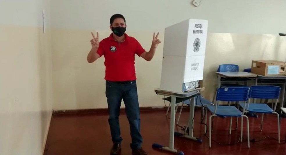 Candidato a prefeito que precisava de apenas 1 voto é eleito