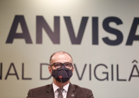 Coronavac: Anvisa tem 48h para explicar suspensão de testes