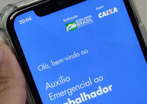 Ministro da Economia avalia volta do auxílio emergencial 