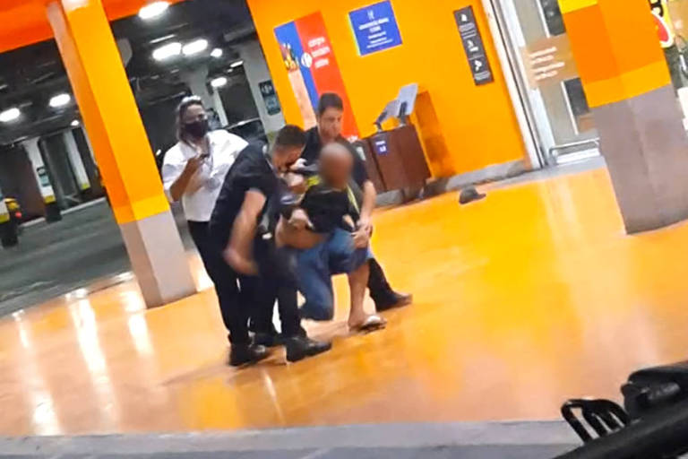 MP denuncia 6 pessoas pela morte de homem negro no Carrefour e pede prisões