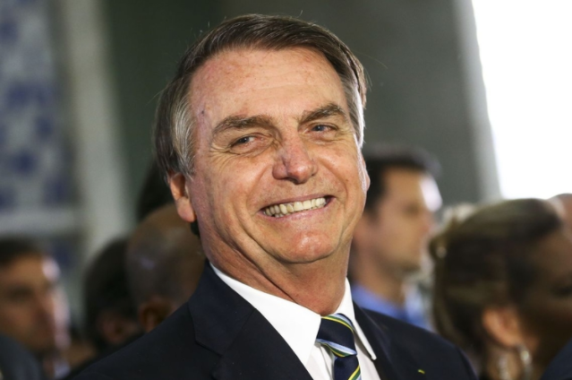 Bolsonaro vai revogar decreto de iniciativa privada em UBS