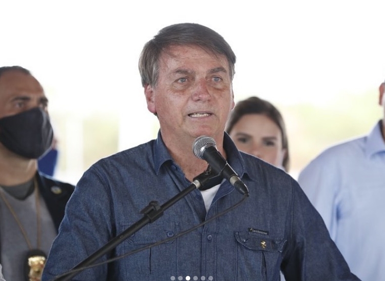 Bolsonaro confirma Gilson Machado como ministro do Turismo a apoiadores 
