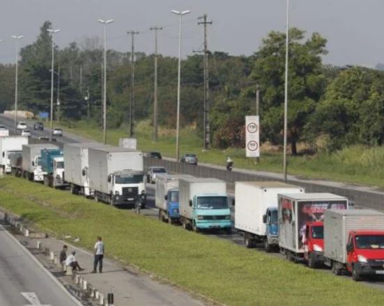 Setor de transporte quer vacinar dois milhões em grupo prioritário