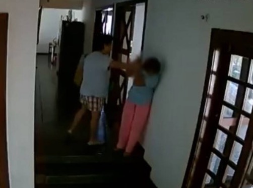 Embaixadora das Filipinas é suspeita de agredir outros funcionários 