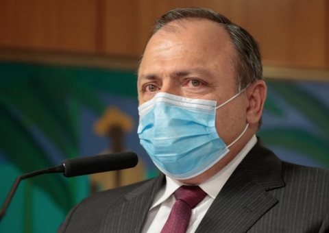 Pazuello ficará internado no Hospital das Forças Armadas, segundo ministério