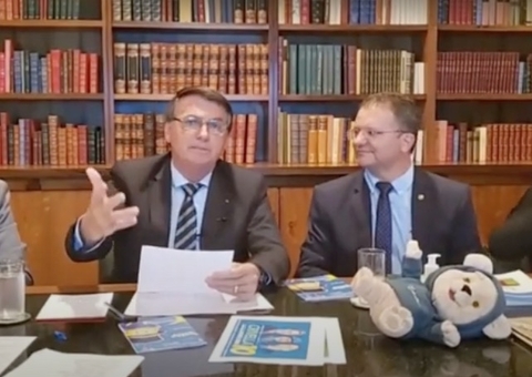 Bolsonaro nega ter chamado covid-19 de gripezinha: 'Não há um vídeo'