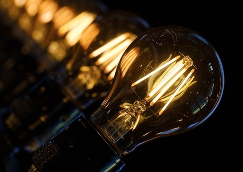 Conta de energia deve ficar mais cara a partir de dezembro
