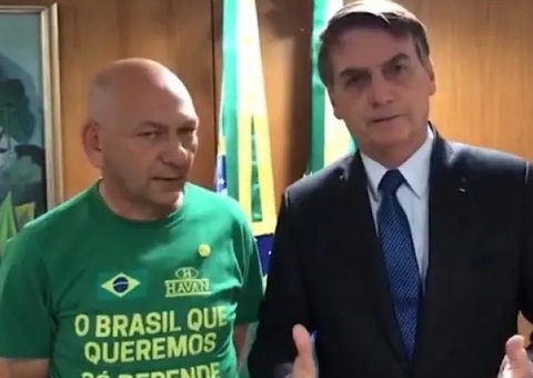 PGE pede investigação da campanha de Bolsonaro em 2018